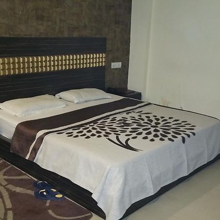 Hotel 9Th Planet Thānesar Dış mekan fotoğraf