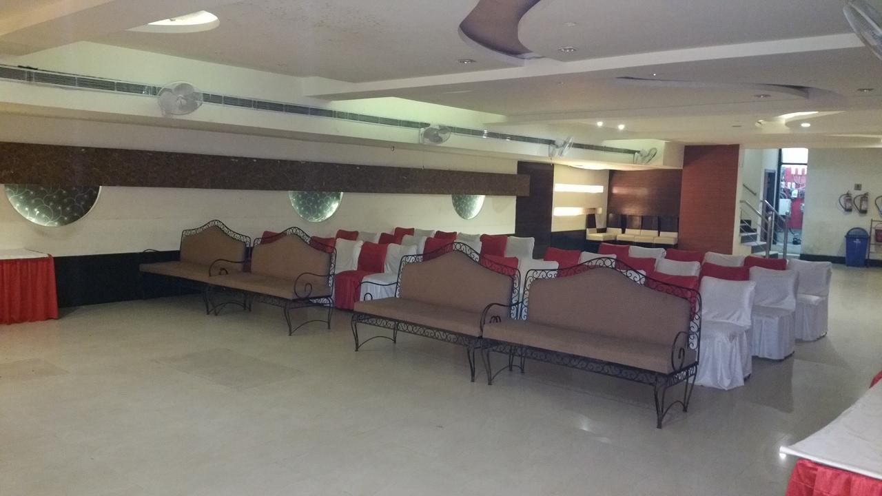 Hotel 9Th Planet Thānesar Dış mekan fotoğraf