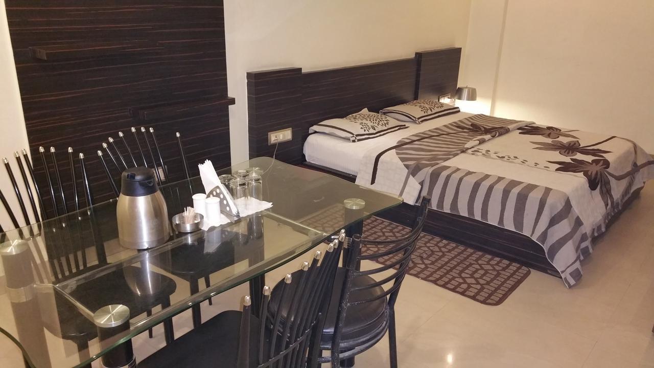 Hotel 9Th Planet Thānesar Dış mekan fotoğraf